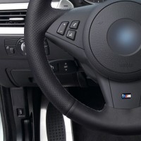 Оплетка на руль из «Premium» экокожи BMW E60 (Sedan) 2003-2009 г.в. (с выемками под пальцы, черная)