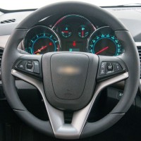 Оплетка на руль из натуральной кожи Chevrolet Aveo II 2011-15 г.в. (для замены штатной кожи, черная)
