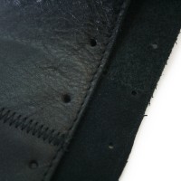 Оплетка на руль из натуральной кожи Chevrolet Niva (черная, двухслойная)