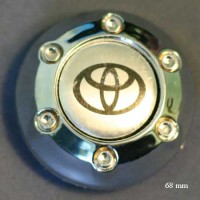 Колпачек колеса "Toyota " (68мм) объемная под болты To-84