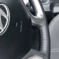 Оплетка на руль из натуральной кожи Hyundai Tucson II 2009-2015 г.в. (для руля без штатной кожи, черная)