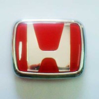 Эмблема «HONDA» (69*56 мм) красная